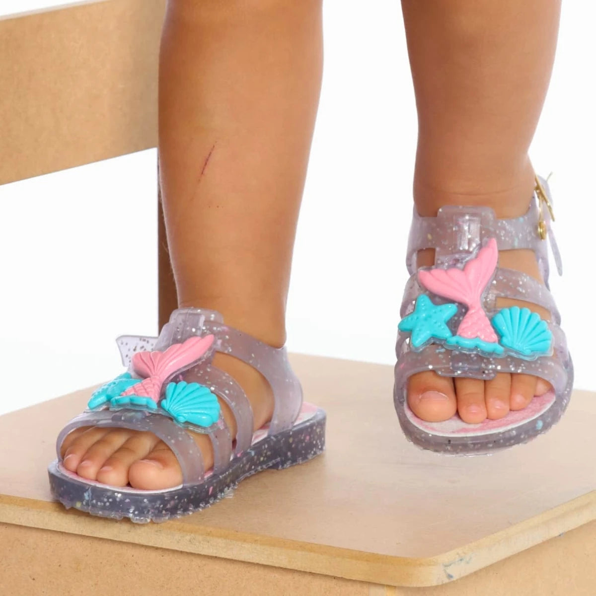 Sandália infantil glitter calda sereia